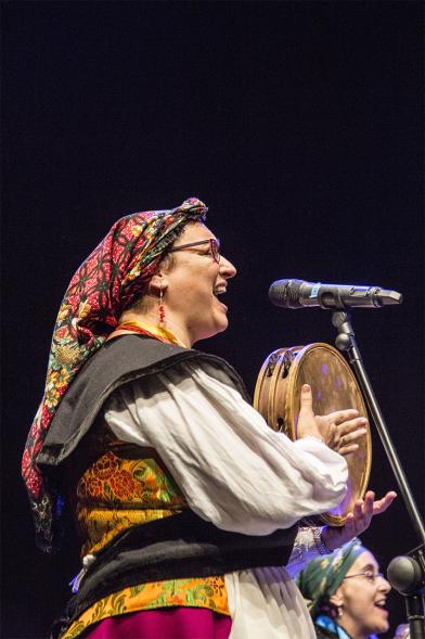 Día de Asturias. Fiesta de la Santina -  La cantante del grupo folclórico.
