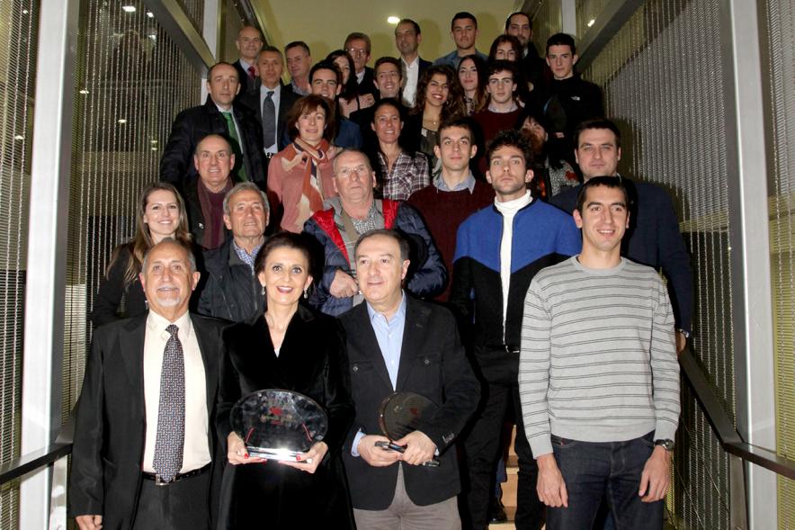 Gala del Atletismo Madrileño - Posado grupal, las  autoridades y los galardonados.