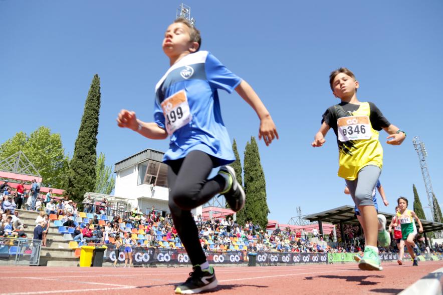 XVIII Trofeo de Atletismo Colegio Base - Imagen de los corredores  infantiles.