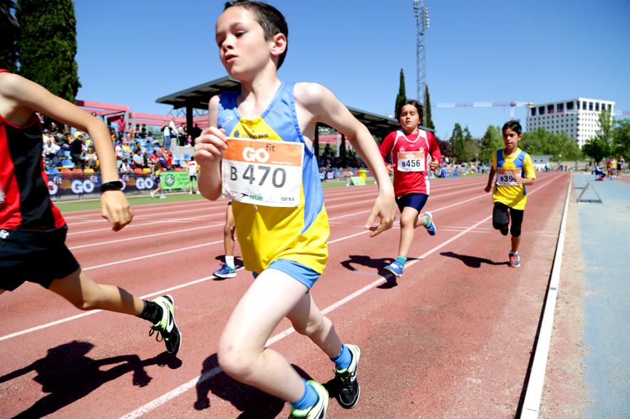 XVIII Trofeo de Atletismo Colegio Base - Imagen de la carrera infantil.