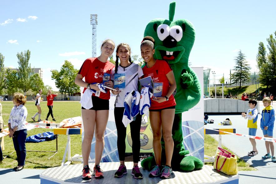XVIIº Torneo de Atletismo Colegio Base - Pódium femenino.