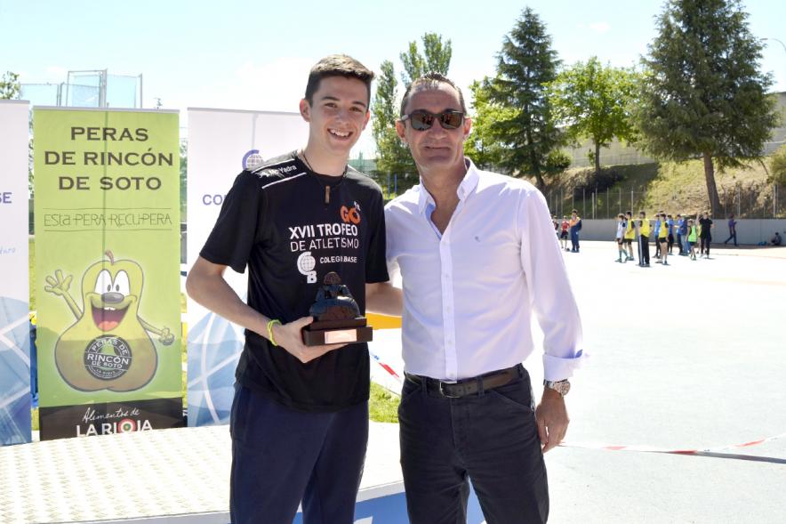 XVIIº Torneo de Atletismo Colegio Base - Entrega de trofeos.