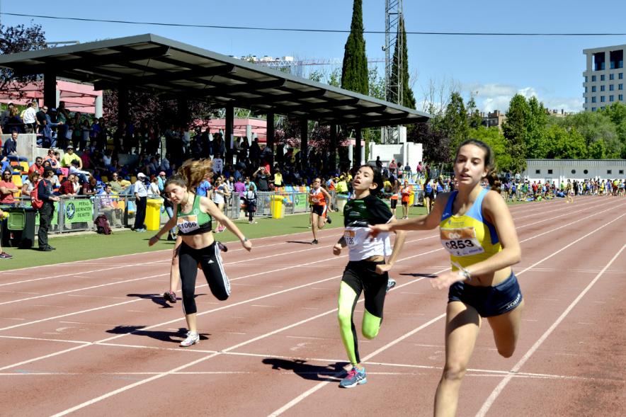 XVIIº Torneo de Atletismo Colegio Base - Carrera femenina.