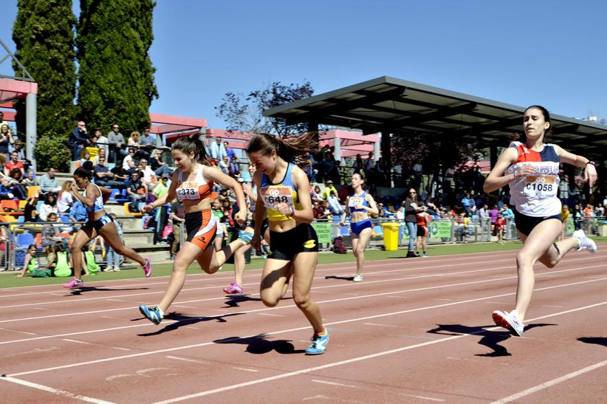XVIIº Torneo de Atletismo Colegio Base - Carrera femenina.