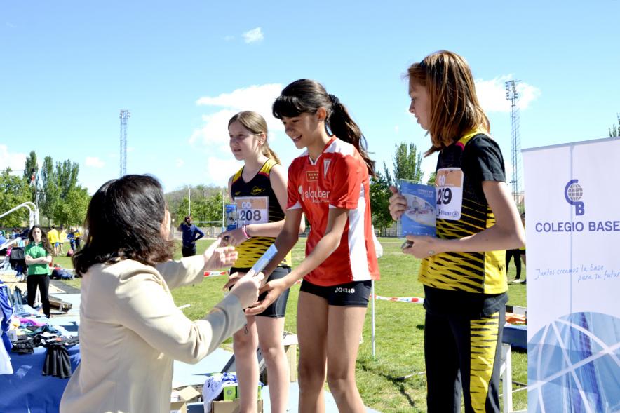 XVIIº Torneo de Atletismo Colegio Base -  Entrega de trofeos.
