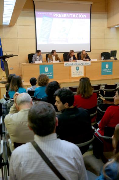 Vista general de la Presentación del Libro "Viajando al Autismo" 
