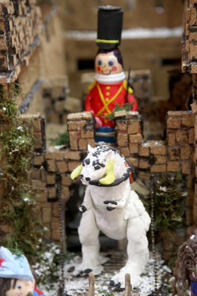 Figuras de plastilina en el belén