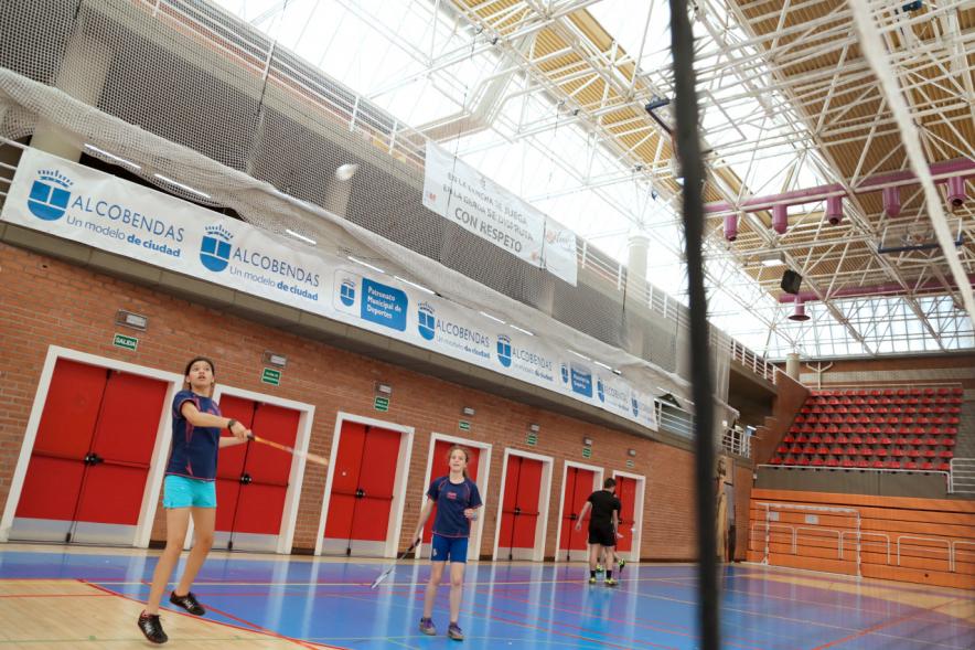 IIº Torneo de Badminton de Alcobendas ARAPA -  Los jugadores en la pista. 
