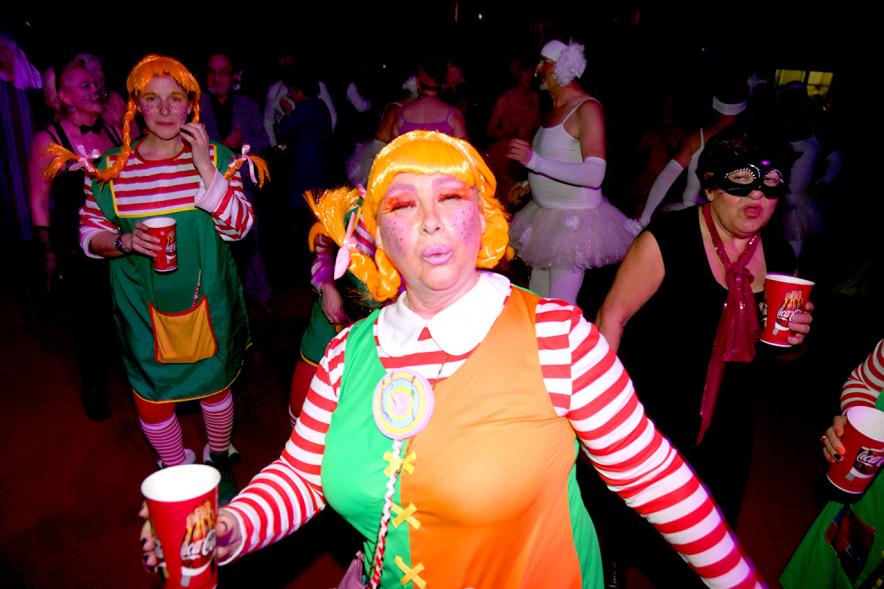 Baile de Carnaval 2017 - Un participante disfrazado.