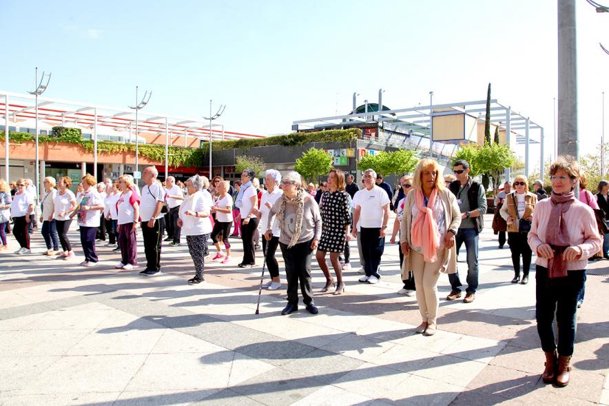 Participantes en  la clase de Bailes de Salón - 2020