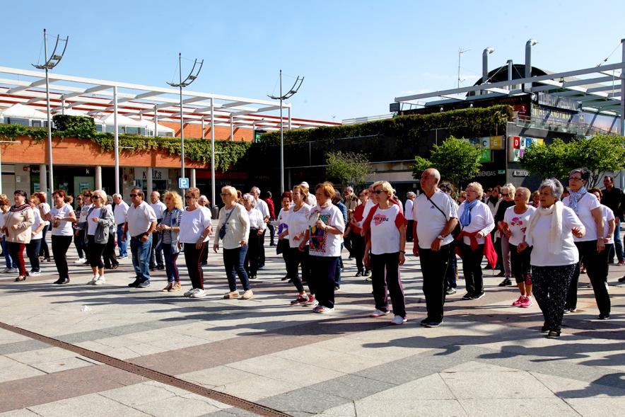 Participantes en la clase de baile para mayores - 2020