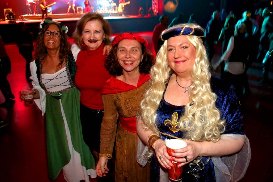 Participantes. Baile de Carnaval 2020 en La Esfera