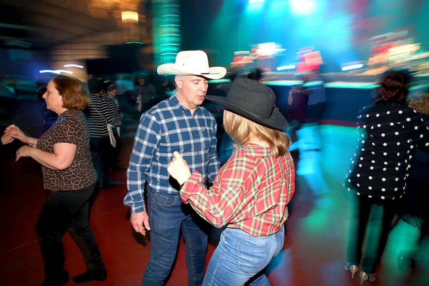 Participantes. Baile de Carnaval 2020 en La Esfera