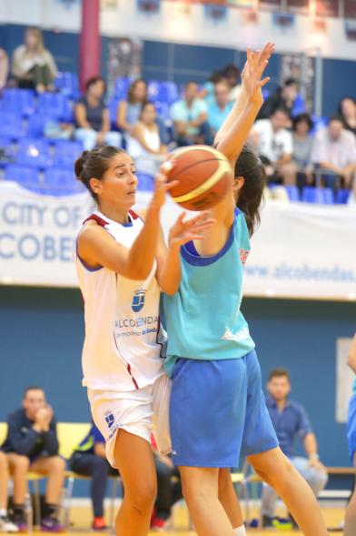 Torneo Antonio de la Serna de Baloncesto - Imagen de un momento del partido.