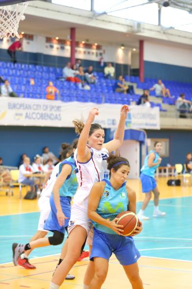 Torneo Antonio de la Serna de Baloncesto - Imagen de un momento del partido.