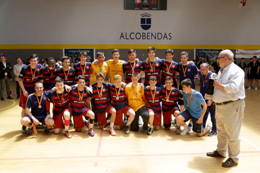 Balonmano Barcelona Lassa Cadete posando