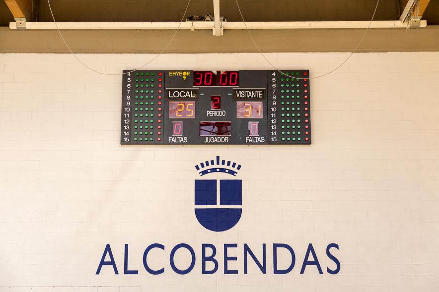 Campeonato de Balonmano Femenino - Imagen del marcador y el escudo de Alcobendas.