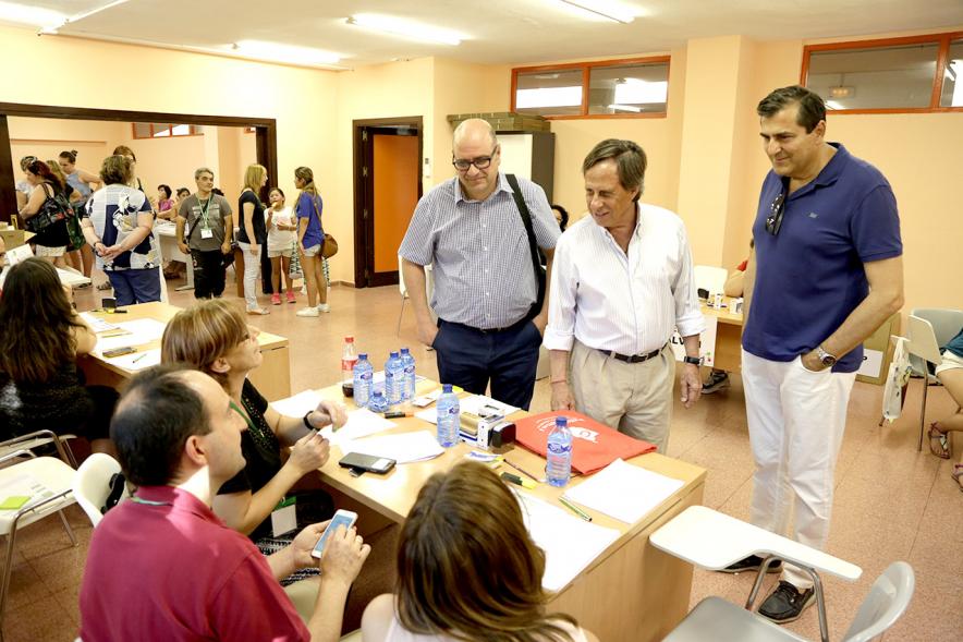 Recogida de Libros Banco de Municipal de Libros -  Visita de las autoridades al banco de libros.