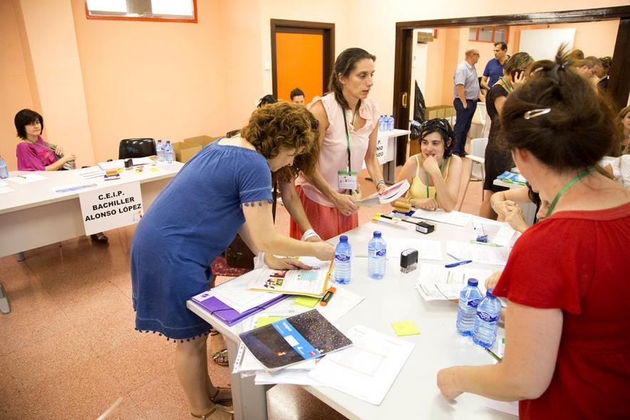 Recogida de Libros Banco de Municipal de Libros - Plano de las mesas de los participantes.