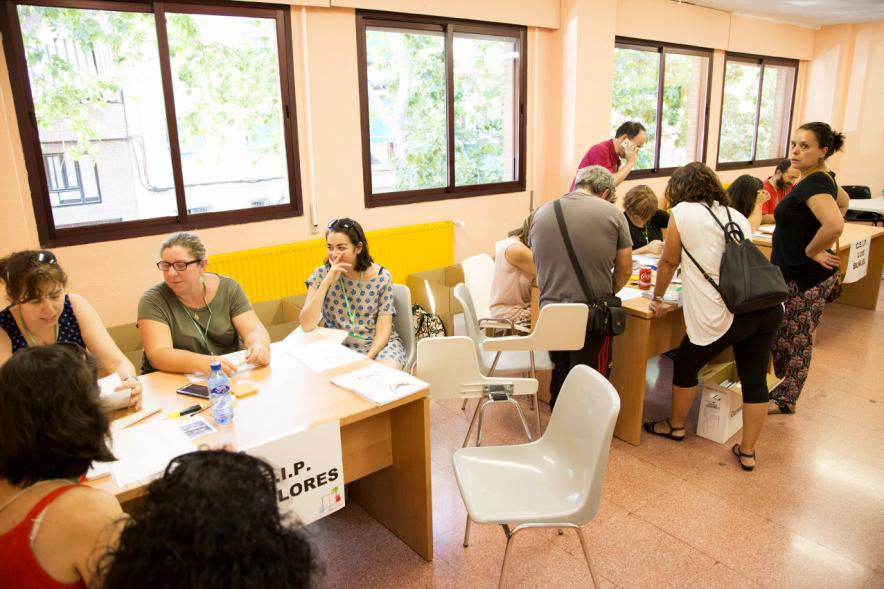 Recogida de Libros Banco de Municipal de Libros - Panorámica de los colaboradores.
