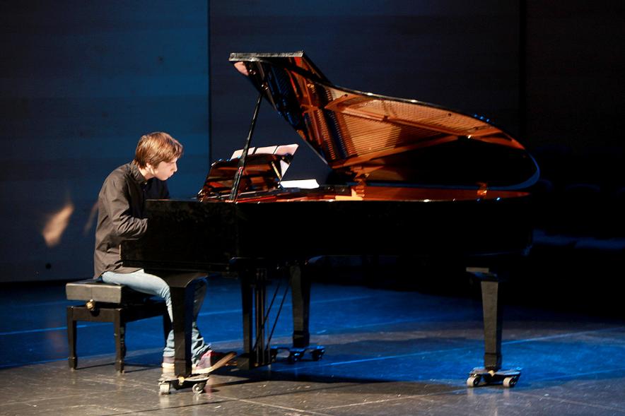 VIIª Entrega de las Becas de Música -  Solista de piano. 