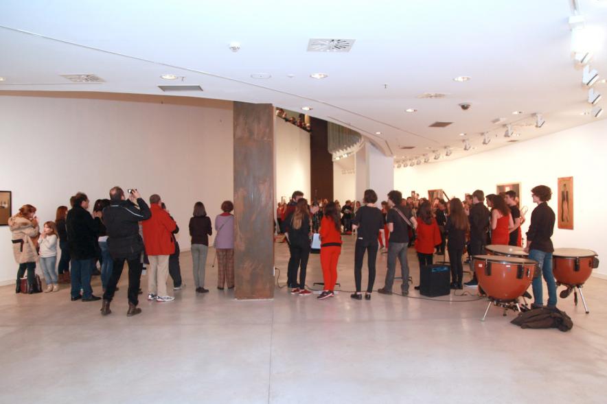 VIIª Entrega de las Becas de Música -  Panorámica del salón de actos.