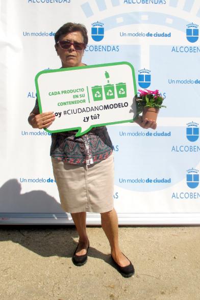 Día del Medio Ambiente - Bocadillos - Una participante con mensaje.