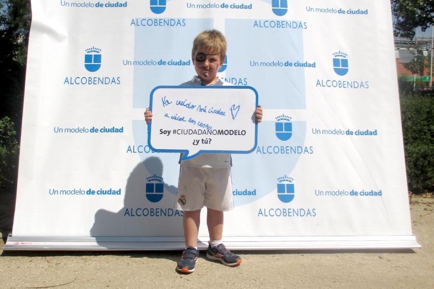 Día del Medio Ambiente - Bocadillos - Un niño con su mensaje.