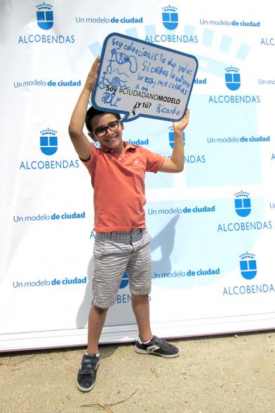 Día del Medio Ambiente - Bocadillos - Ciudadanaocon su mensaje medioambiental.