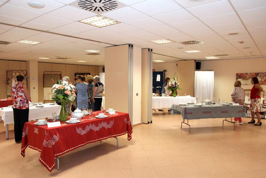 Inauguración Exposición de Bordados de la Casa de Extremadura - Muestras de la exposición.