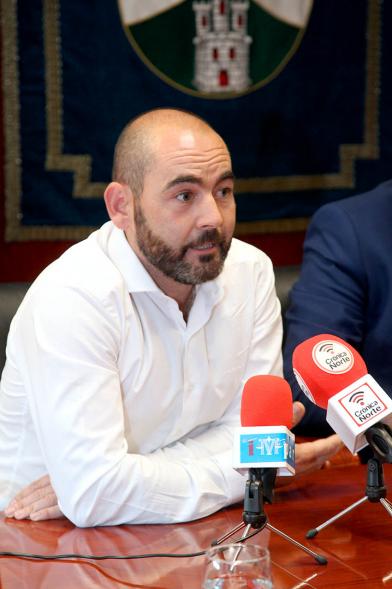 Presentación del Campeonato Europeo de Boxeo Femenino - Imagen de un momento de la presentación del Campeonato Europeo de Boxeo Femenino durante la intervención del presidente de la Federación Española de Boxeo, Felipe Martínez. 