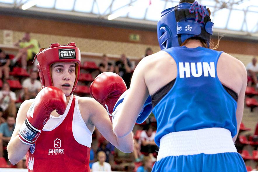 Inauguración Campeonato de Boxeo Amateur Femenino -  Imagen de un momento de un combate del Campeonato de Boxeo Amateur Femenino.