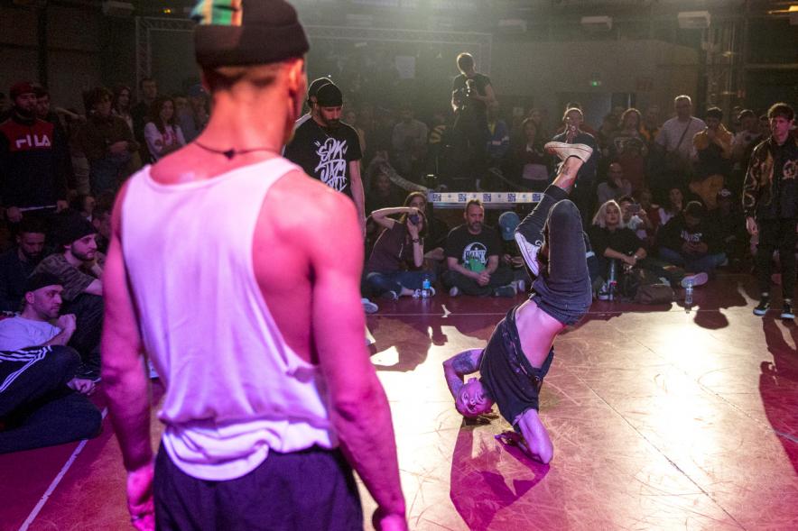 Bailarines. Competición de Break Dance en La Esfera - 2020