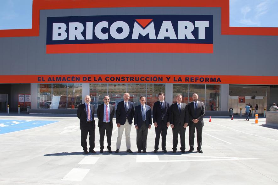 Alcalde Ignacio de Vinuesa y autoridades en la inauguración - 2019