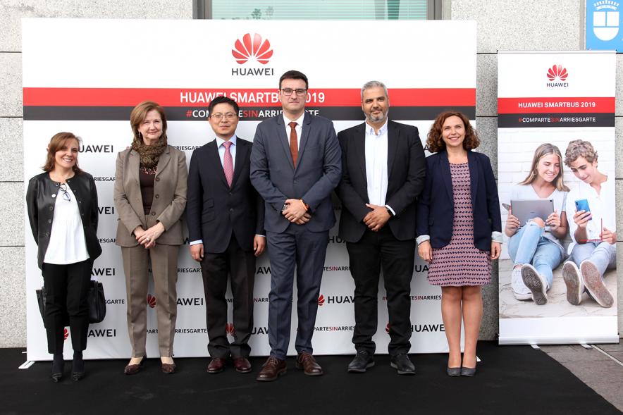 Vicealcalde de Alcobendas, Miguel Ángel Arranz, concejales y autoridades en el evento – 2019