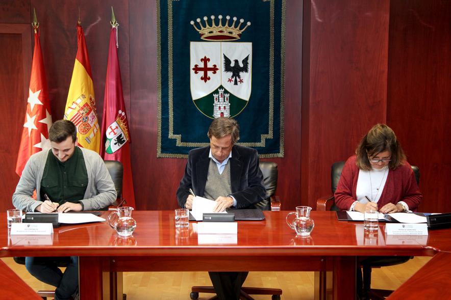 Momento de la firma