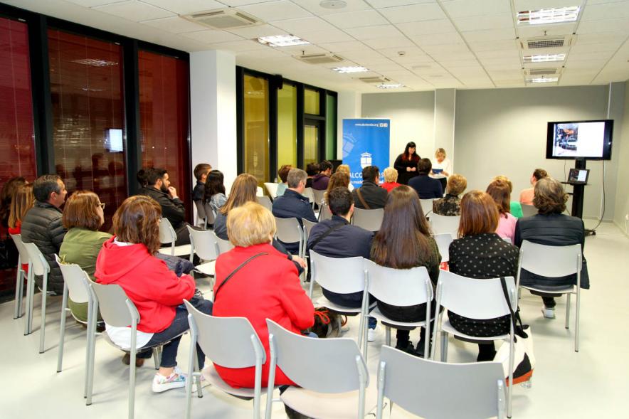 Evento visto desde detrás del público