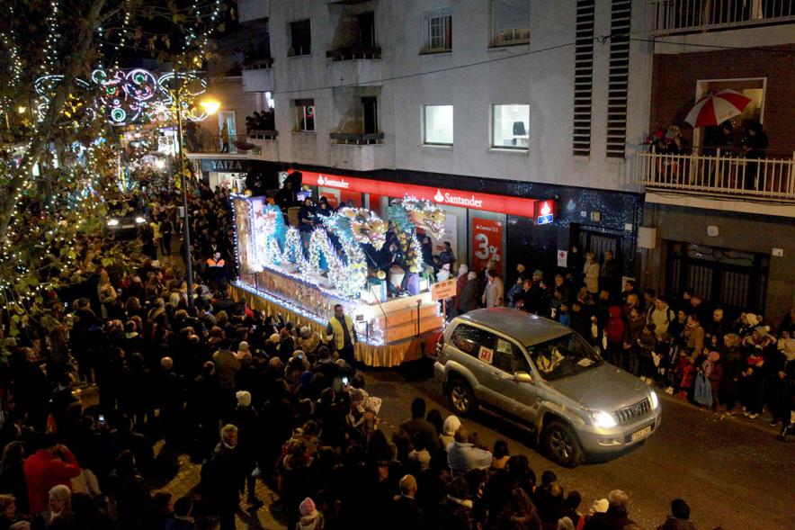 Cabalgata de Reyes 2017 - Imagen vista general de la cabalgata.
