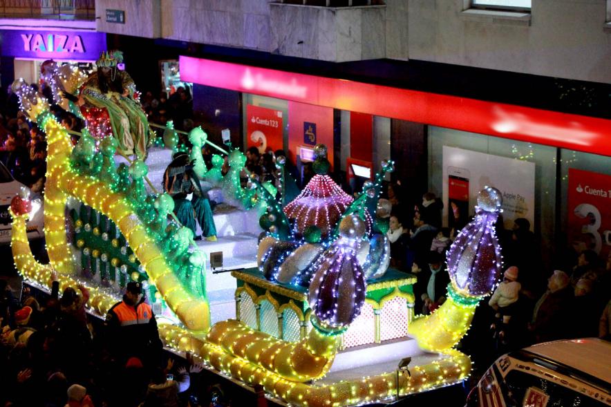 Cabalgata de Reyes 2017 - Imagen vista general de la cabalgata.