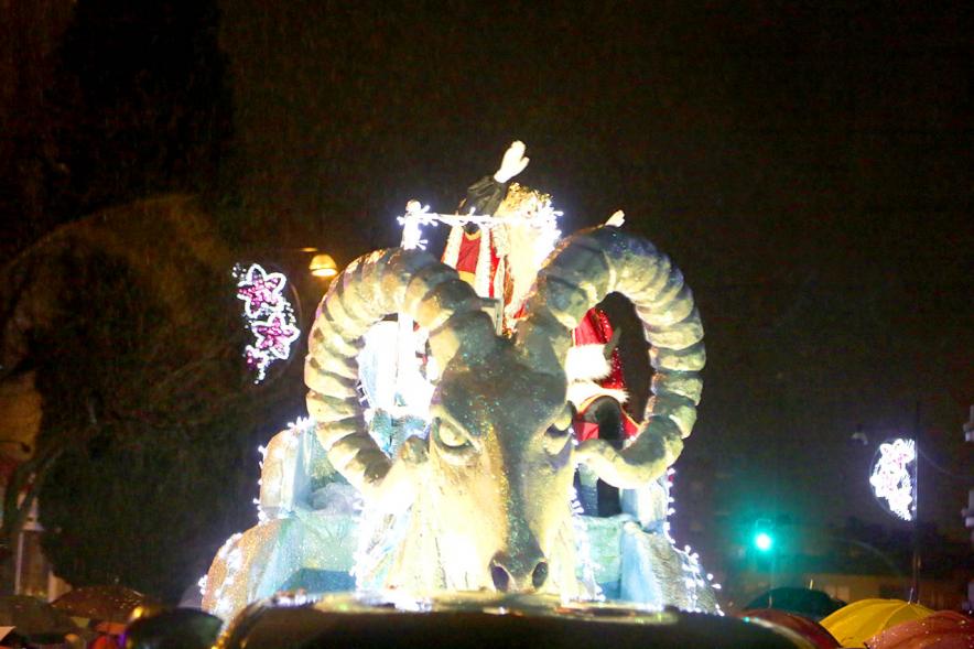 Cabalgata de Reyes 2018 - Imagen de una carroza que participa en el desfile.