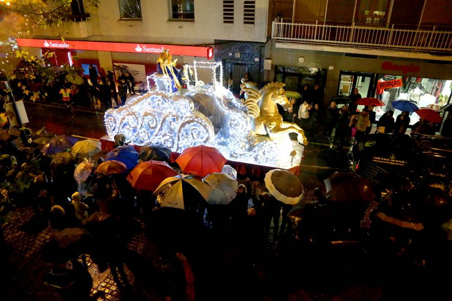 Cabalgata de Reyes 2018 - Imagen de la carroza de uno de los Reyes Magos.