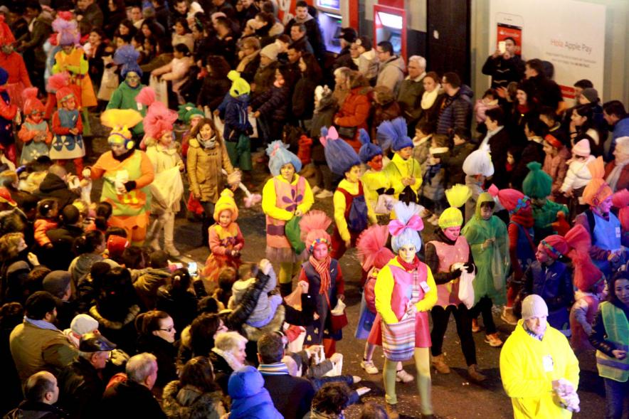 Cabalgata de Reyes 2017 - Imagen de personajes participantes en el desfile.