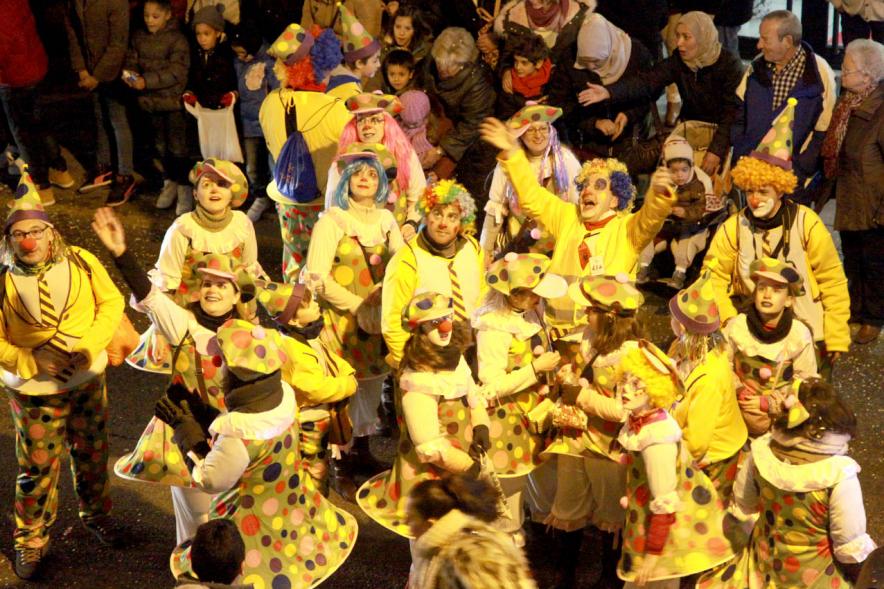 Cabalgata de Reyes 2017 - Imagen de personajes participantes en el desfile.