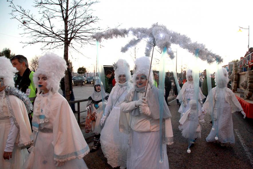 Cabalgata de Reyes 2017 - Imagen de personajes participantes en el desfile.