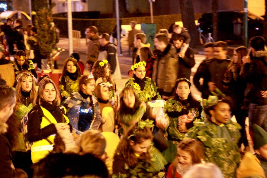 Cabalgata de Reyes 2017 - Imagen de personajes participantes en el desfile.