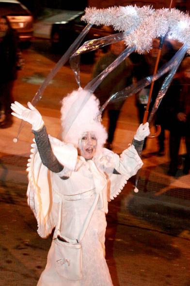 Cabalgata de Reyes 2017 - Imagen de personajes participantes en el desfile.