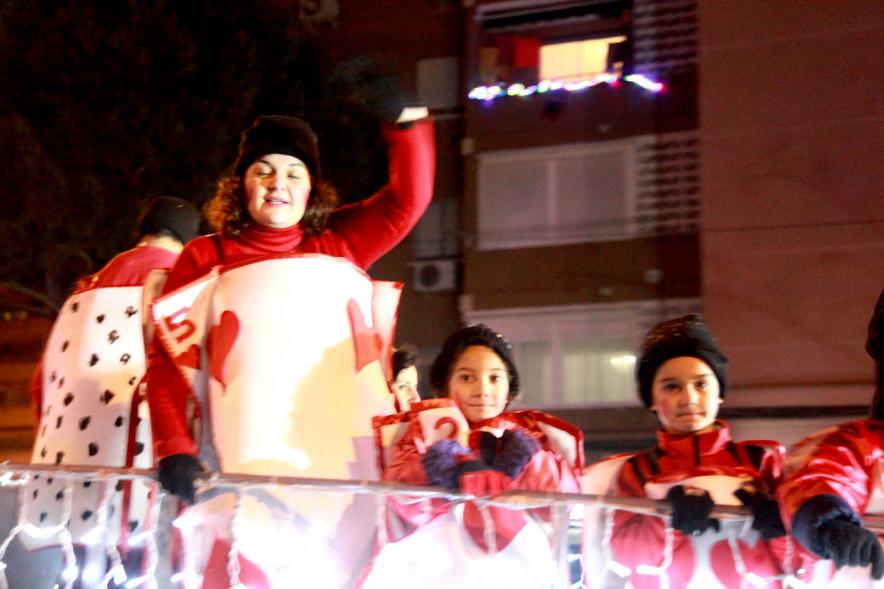 Cabalgata de Reyes 2017 - Imagen de integrantes de una de las carrozas.