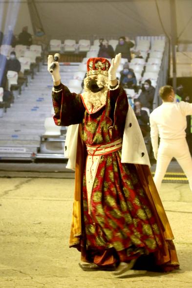 Cabalgata de Reyes 2021 - Imagen de la llegada del Rey Melchor al recinto ferial.