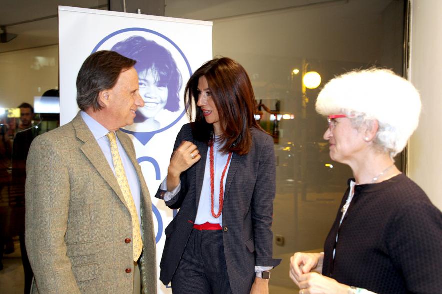 Alcalde Ignacio de Vinuesa y Nati Leal, fotógrafa. 