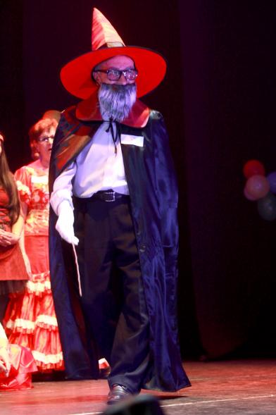 Baile de Carnaval de Mayores 2017 - Imagen de uno de los participantes en el baile.
